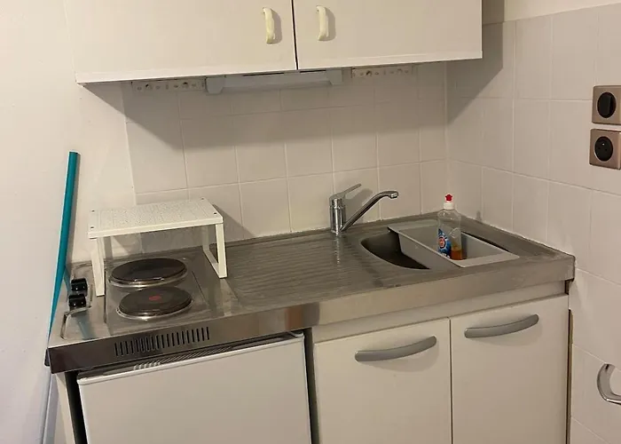 Fonctionnel Doutre דירה *